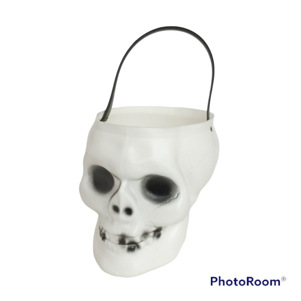 VTG Empire Skull Halloween Candy Bucket Blow Mold